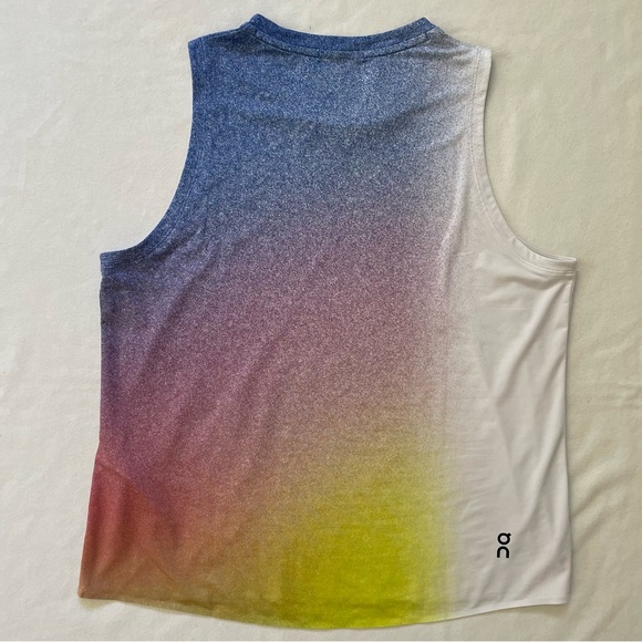 NWOT On Running Tennis Tank & Pleated Skort Set White Indigo Large - Picture 9 of 16